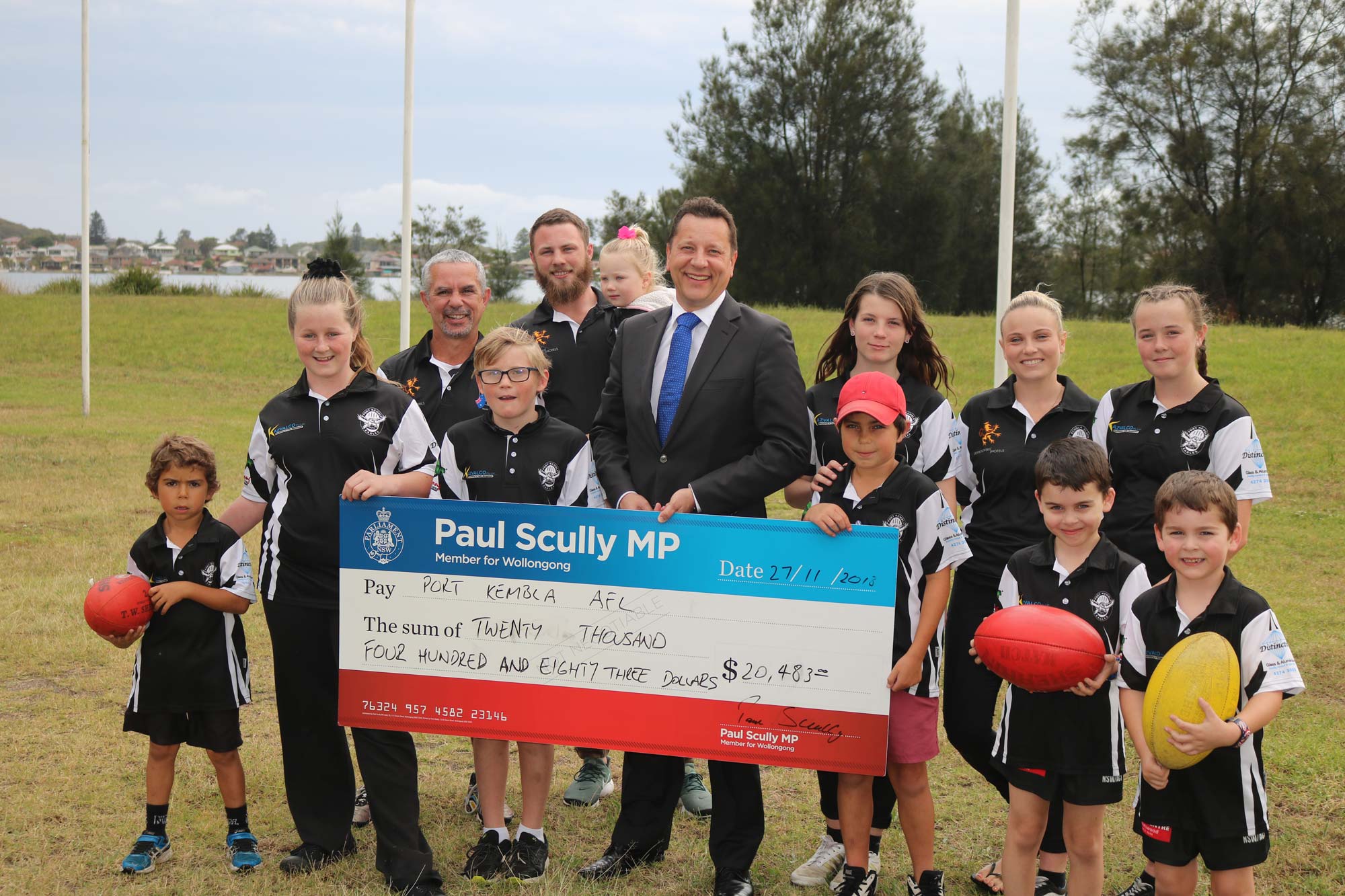WOLLONGONG COMMUNITY FUNDING GRANTS Main Image